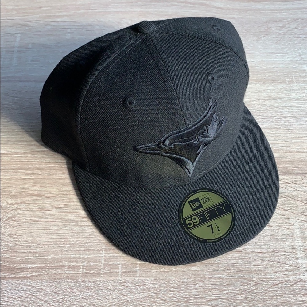 Limited edition Toronto Blue Jays black fitted hat
